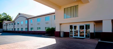 Red Roof Inn San Marcos Exterior