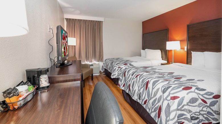 <b>Red Roof Inn Roanoke Rapids Room</b>. Images powered by <a href="https://www.leonardoworldwide.com/" title="Leonardo Worldwide" target="_blank">Leonardo</a>.