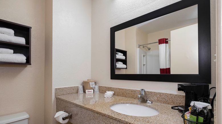 <b>Red Roof Inn Roanoke Rapids Room</b>. Images powered by <a href="https://www.leonardoworldwide.com/" title="Leonardo Worldwide" target="_blank">Leonardo</a>.