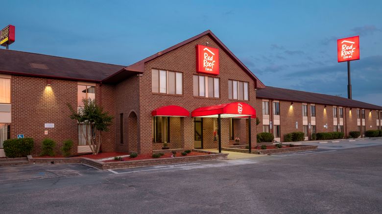 <b>Red Roof Inn Roanoke Rapids Exterior</b>. Images powered by <a href="https://www.leonardoworldwide.com/" title="Leonardo Worldwide" target="_blank">Leonardo</a>.