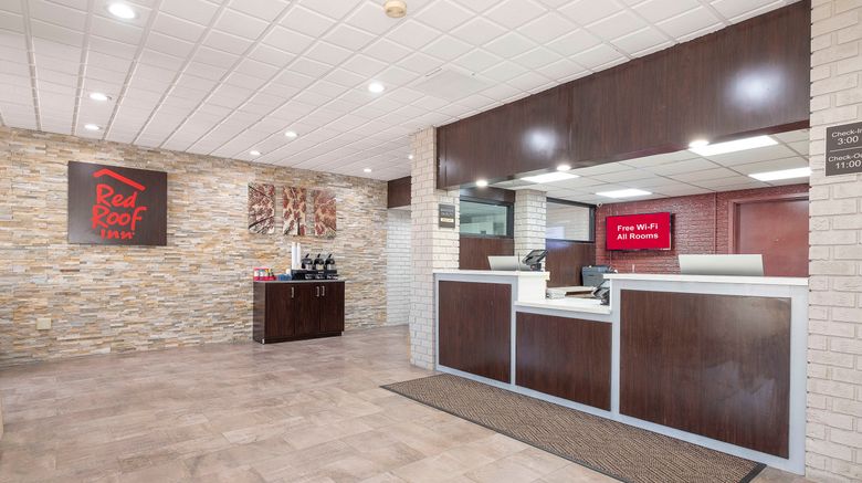 <b>Red Roof Inn Roanoke Rapids Lobby</b>. Images powered by <a href="https://www.leonardoworldwide.com/" title="Leonardo Worldwide" target="_blank">Leonardo</a>.