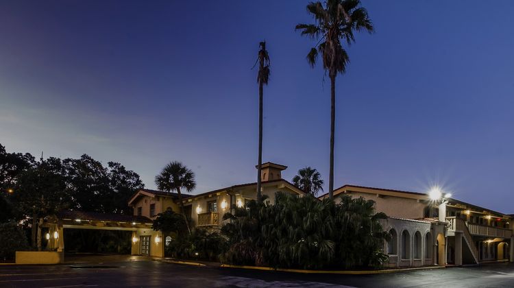 Red Roof Inn Tampa Bay - St Petersburg Exterior
