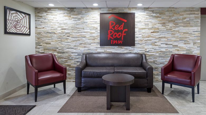 <b>Red Roof Inn Tampa Bay - St Petersburg Lobby</b>. Images powered by <a href="https://www.leonardoworldwide.com/" title="Leonardo Worldwide" target="_blank">Leonardo</a>.
