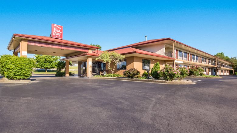 <b>Red Roof Inn Shelbyville Exterior</b>. Images powered by <a href="https://www.leonardoworldwide.com/" title="Leonardo Worldwide" target="_blank">Leonardo</a>.