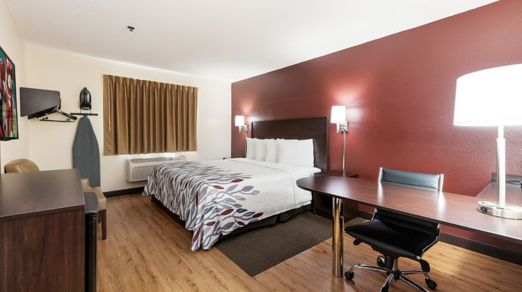 Red Roof Inn Auburn Room