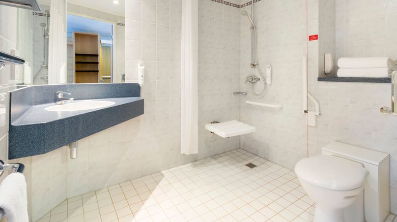 <b>Holiday Inn Express Royal Docks Room</b>. Images powered by <a href="https://www.leonardoworldwide.com/" title="Leonardo Worldwide" target="_blank">Leonardo</a>.