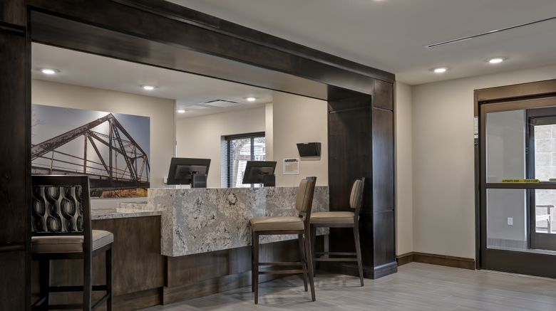 <b>Staybridge Suites Overland Park Lobby</b>. Images powered by <a href="https://www.leonardoworldwide.com/" title="Leonardo Worldwide" target="_blank">Leonardo</a>.