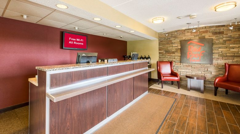 <b>Red Roof Inn Boston - Southborough Lobby</b>. Images powered by <a href="https://www.leonardoworldwide.com/" title="Leonardo Worldwide" target="_blank">Leonardo</a>.