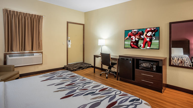 <b>Red Roof Inn Des Moines Room</b>. Images powered by <a href="https://www.leonardoworldwide.com/" title="Leonardo Worldwide" target="_blank">Leonardo</a>.