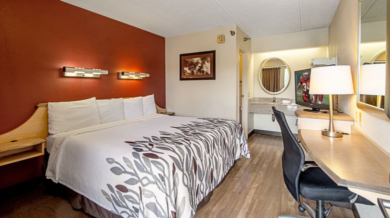 <b>Red Roof Inn Jacksonville Airport Room</b>. Images powered by <a href="https://www.leonardoworldwide.com/" title="Leonardo Worldwide" target="_blank">Leonardo</a>.