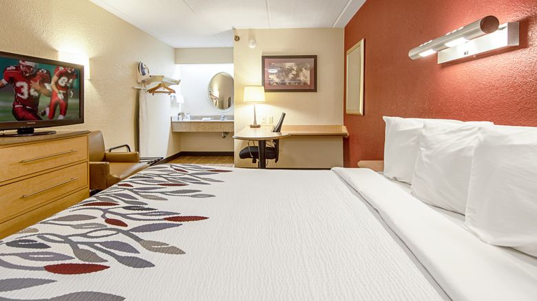 <b>Red Roof Inn Jacksonville Airport Room</b>. Images powered by <a href="https://www.leonardoworldwide.com/" title="Leonardo Worldwide" target="_blank">Leonardo</a>.