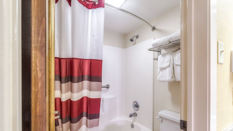 <b>Red Roof Inn Amarillo West Room</b>. Images powered by <a href="https://www.leonardoworldwide.com/" title="Leonardo Worldwide" target="_blank">Leonardo</a>.