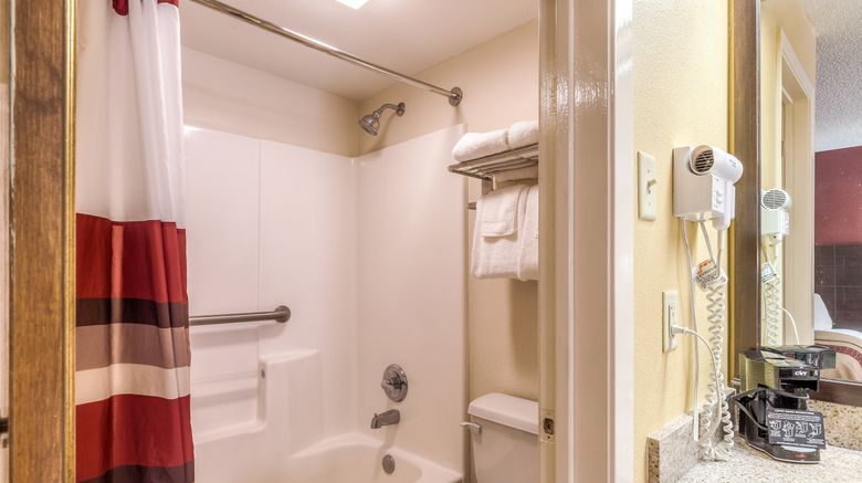 <b>Red Roof Inn Amarillo West Room</b>. Images powered by <a href="https://www.leonardoworldwide.com/" title="Leonardo Worldwide" target="_blank">Leonardo</a>.
