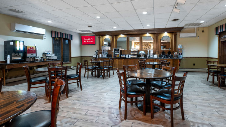 Red Roof Inn & Suites Hazleton Restaurant