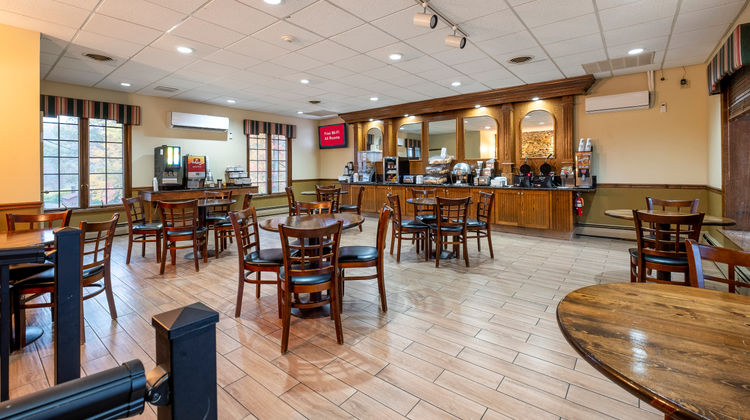 Red Roof Inn & Suites Hazleton Restaurant