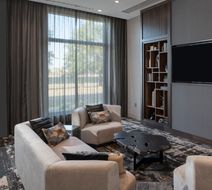 Staybridge Suites Boston Logan Airport Lobby