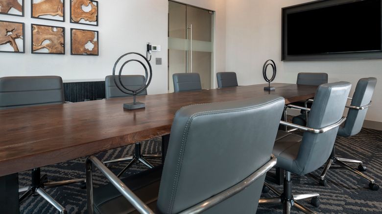 <b>Staybridge Suites Boston Logan Airport Meeting</b>. Images powered by <a href="https://www.leonardoworldwide.com/" title="Leonardo Worldwide" target="_blank">Leonardo</a>.