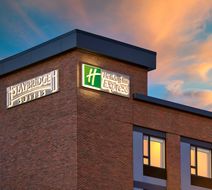 Staybridge Suites Boston Logan Airport Exterior