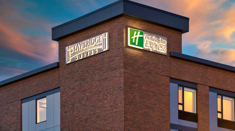 Staybridge Suites Boston Logan Airport Exterior