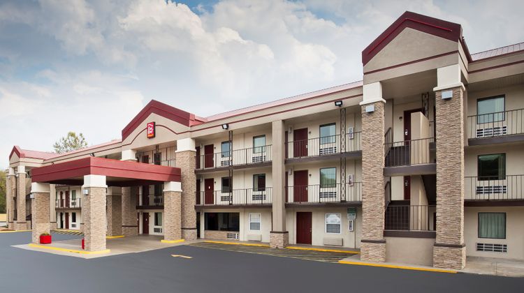 Red Roof PLUS+ Birmingham East-Irondale Exterior