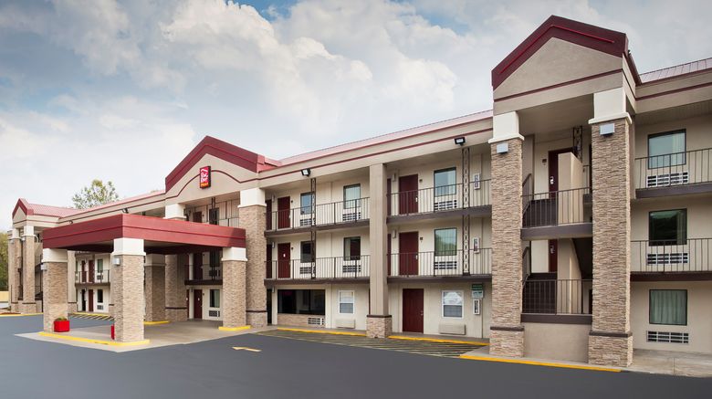 Red Roof PLUS+ Birmingham East-Irondale Exterior. Images powered by <a href="https://www.leonardoworldwide.com" target="_blank" rel="noopener">Leonardo</a>.