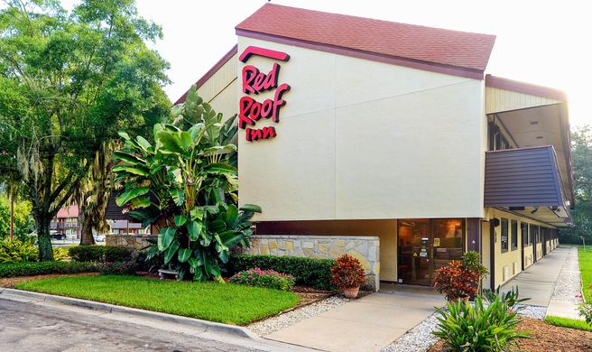 Red Roof Inn Tampa Fairgrounds - Casino Exterior