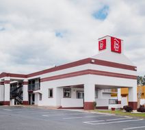 Red Roof Inn Walterboro Exterior