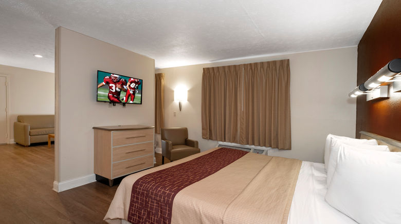 <b>Red Roof Inn Indianapolis - Greenwood Suite</b>. Images powered by <a href="https://www.leonardoworldwide.com/" title="Leonardo Worldwide" target="_blank">Leonardo</a>.