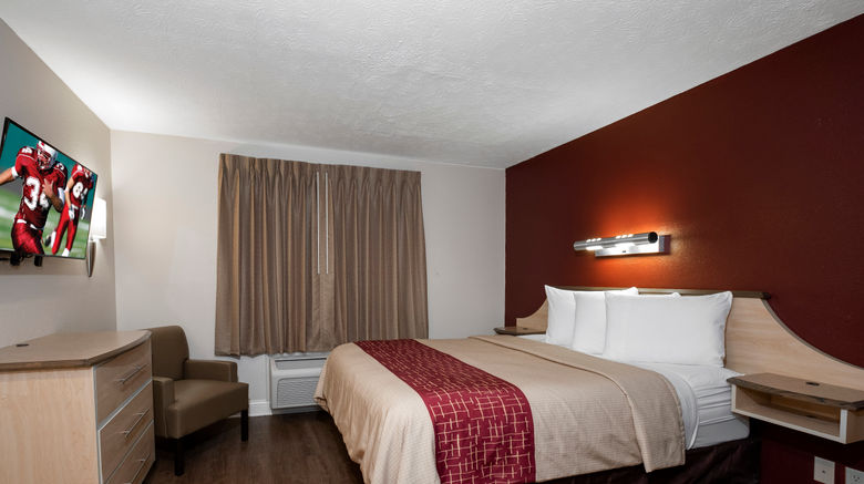 <b>Red Roof Inn Indianapolis - Greenwood Suite</b>. Images powered by <a href="https://www.leonardoworldwide.com/" title="Leonardo Worldwide" target="_blank">Leonardo</a>.