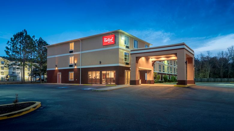 <b>Red Roof Suites Biloxi-Ocean Springs Exterior</b>. Images powered by <a href="https://www.leonardoworldwide.com/" title="Leonardo Worldwide" target="_blank">Leonardo</a>.