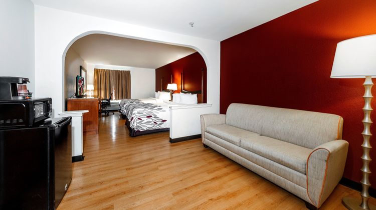 Red Roof Suites Biloxi-Ocean Springs Suite