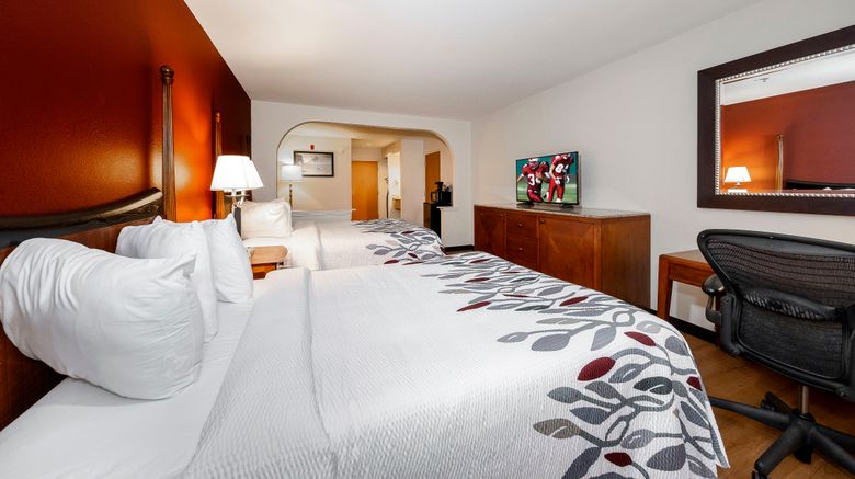 <b>Red Roof Suites Biloxi-Ocean Springs Suite</b>. Images powered by <a href="https://www.leonardoworldwide.com/" title="Leonardo Worldwide" target="_blank">Leonardo</a>.