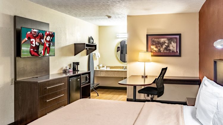 Red Roof Inn Columbus - Taylorsville/Edi Room