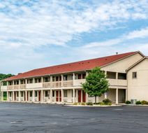 Red Roof Inn Columbus - Taylorsville/Edi Exterior