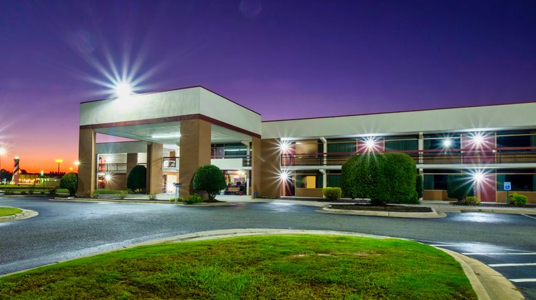 <b>Red Roof Inn Kenly - I-95 Exterior</b>. Images powered by <a href="https://www.leonardoworldwide.com/" title="Leonardo Worldwide" target="_blank">Leonardo</a>.