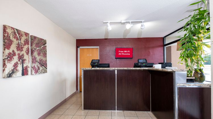Red Roof Inn Kenly - I-95 Lobby