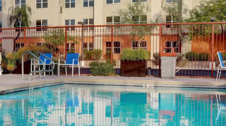 Holiday Inn Express & Sts Phoenix-Mesa W Pool