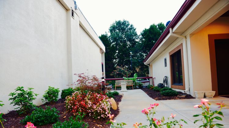 Red Roof Inn & Suites Commerce - Athens Exterior