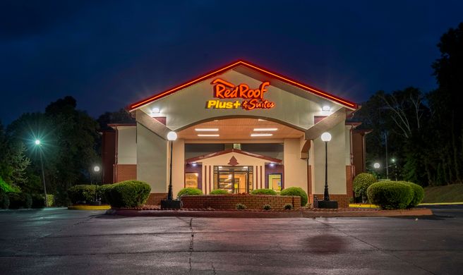Red Roof PLUS & Suites Opelika Exterior