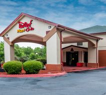 Red Roof PLUS & Suites Opelika Exterior