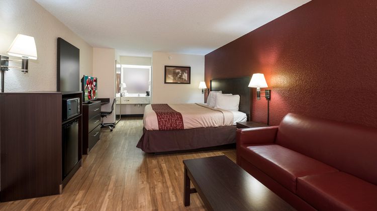 Red Roof Inn Kingsland Room