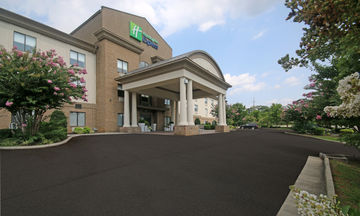 Holiday Inn Express Troutville - Roanoke