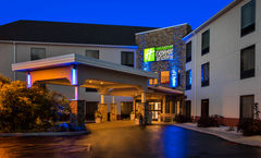 Holiday Inn Express Great Barring