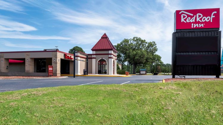 Red Roof Inn Petersburg-Fort Lee Exterior