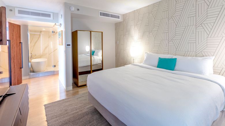 <b>Delamar Traverse City Suite</b>. Images powered by <a href="https://www.leonardoworldwide.com/" title="Leonardo Worldwide" target="_blank">Leonardo</a>.