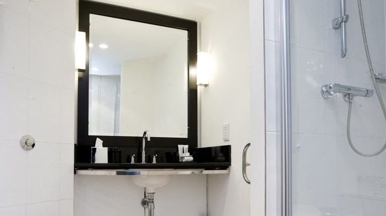 <b>Malmaison Birmingham Suite</b>. Images powered by <a href="https://www.leonardoworldwide.com/" title="Leonardo Worldwide" target="_blank">Leonardo</a>.