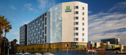 Holiday Inn Express Sydney Airport Exterior