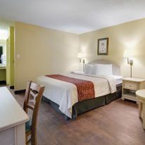 OYO Hotel Dundee By Crystal Lake