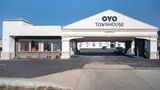OYO Townhouse Dodge City KS Exterior
