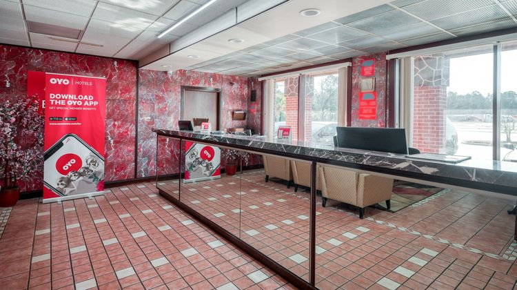 OYO Hotel Wade Fayetteville I-95 Lobby